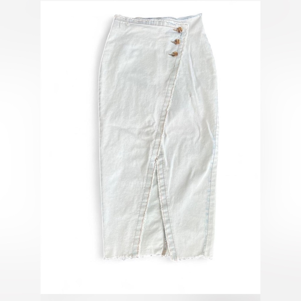Sincerely Jules Asymmetrical Denim skirt  Extra Light Wash size 25”